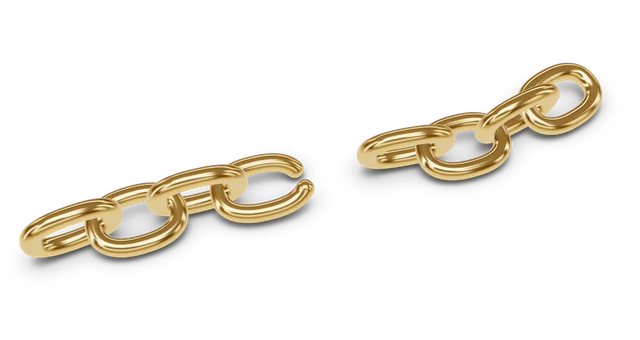 Cadena de oro rota en dos partes, con un eslabón abierto